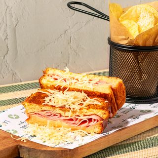 Sandwich Bikini Milano