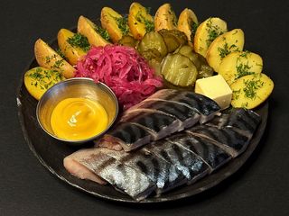 СКУМБРІЯ З КАРТОПЛЕЮ (400g)