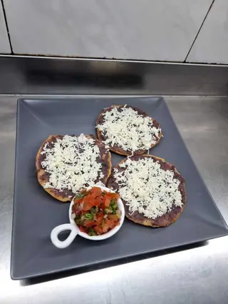 Catrachitas