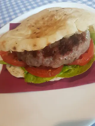 Spikovana pljeskavica 200g