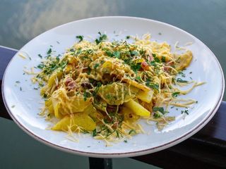 Картопля смажена з беконом (250g)