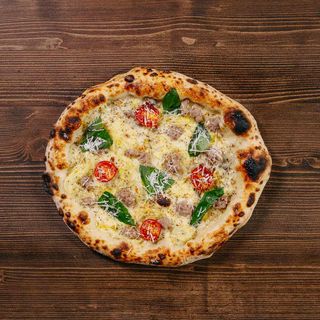 Pizza Patate e Salsiccia