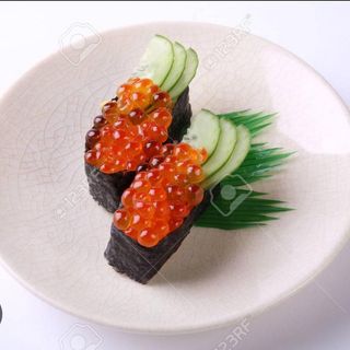 9. Niguiri De Hueva De Salmón (2 Pzs.)