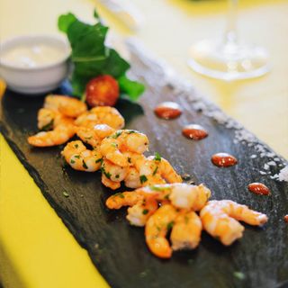 Gambas Grill con salsa ali oli