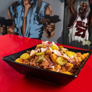 Tijuana картофки с чили кон карне (400г)