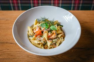 Makaron Penne Salmone