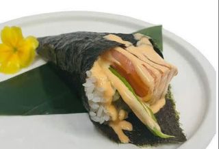 Temaki salmone spicy - 1 pezzo