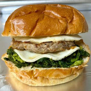 Panino con salsiccia