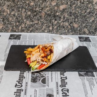 2х средни дюнера (23см) + 2х Кока-Кола (кен)