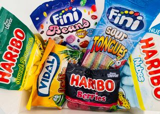 Caixa de Pacotes de Gomas Sortidas 