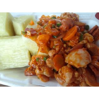 Yam and Chicken Sauce