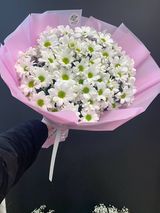Букет білих хризантем