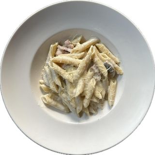 PENNE QUATTRO FORMAGGI CU CIUPERCI SI BACON 400 gr