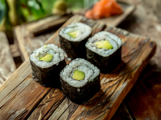 Maki Aguacate (8 Uds.)
