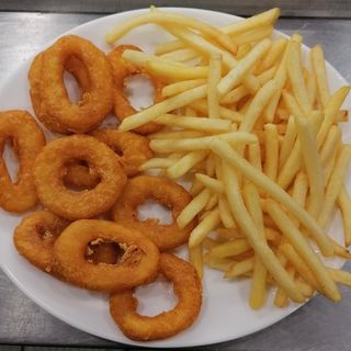 Calamares com Batata Frita