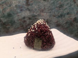 Onigiri black sake