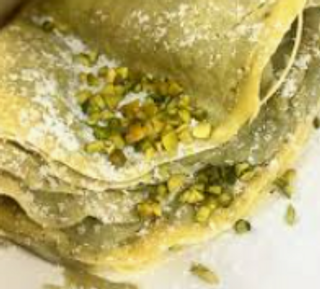 Crepes crema di pistacchio, mascarpone, granella di pistacchio