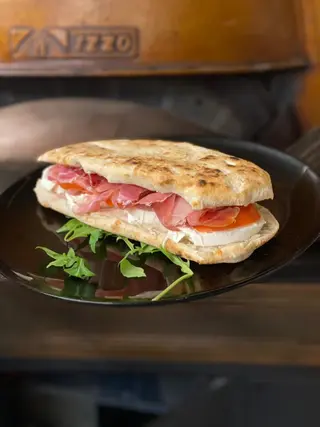 Saltimbocca caprese