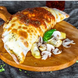 Pizza calzone