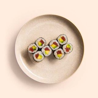 87. Hosomaki Atún y Aguacate (8 pzs.)