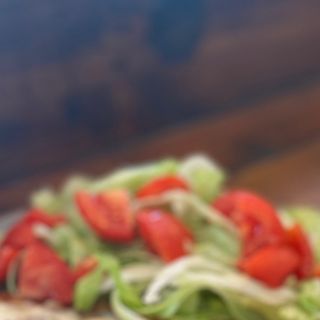 Ensalada De Rúcula Y Queso (Para 1 persona)