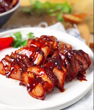 46. Cerdo Asado Con Salsa Picante