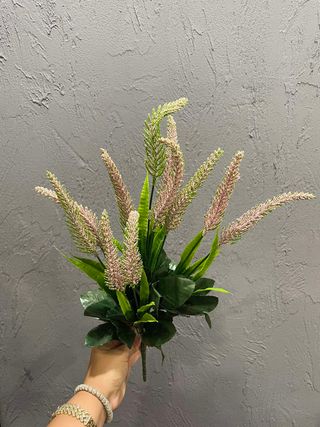 Komadno vještačko cvijeće