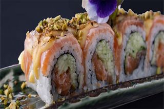 U20. Uramaki pistacchio