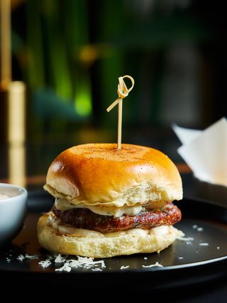 Burger gourmet cu trufe