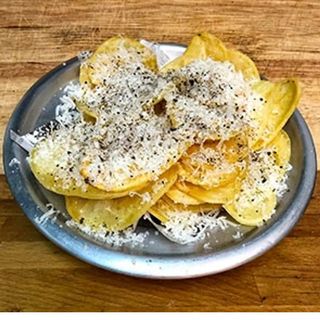  chips di patate cacio e pepe sono
