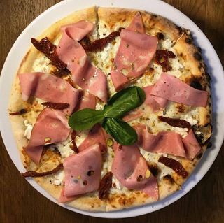 Піца з шинкою та фісташками 22СМ