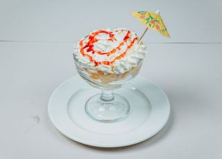 279. Плодова салата