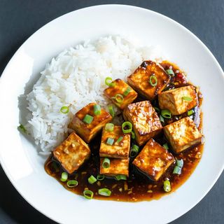 Tofu w sosie czosnkowym