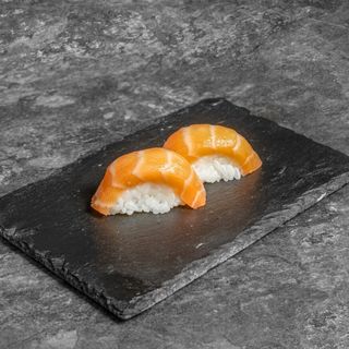 Nigiri De Salmón (2 Pzs.)