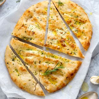 Focaccia cu Usturoi