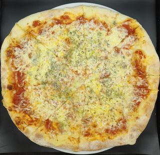 Pizza Quattro formaggi