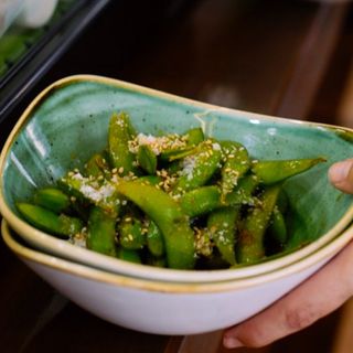 Edamame Con Salsa Japo Y Sésamo