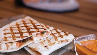 Кесадилья с грибами