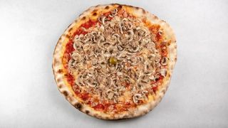 Pizza Fungi velika