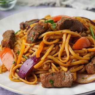 Tallarin saltado