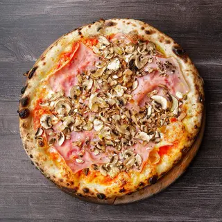Pizza Capricciosa 32cm + Coca Cola 0,5l