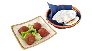 MEZZA Kibbe mi’lije blahme i pita