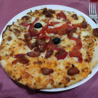 Pizza Romana (28 Cm.)