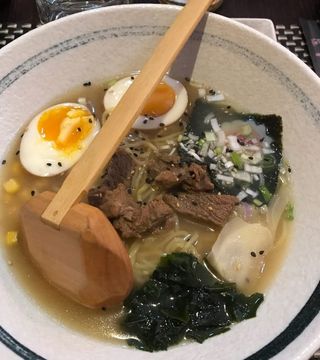 27. Ramen di vitello