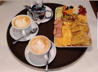 Petit Déjeuner Hello Amesterdam