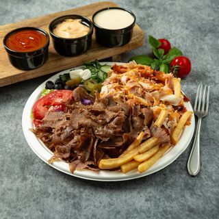Kebab na talerzu średni