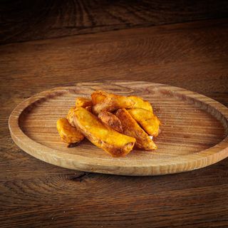 Ljutkasti krompir na kriške