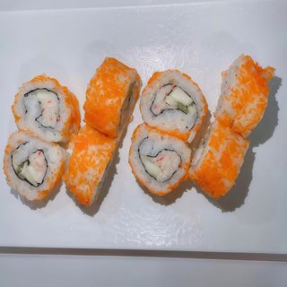 Uramaki Con Huevas De Capelán (8 Uds.)