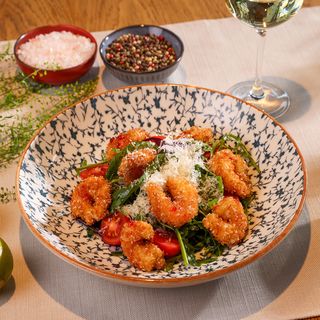 Салат Ривьера с креветками / Salată Riviera cu creveți