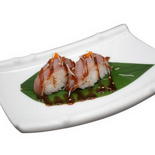 80. Nigiri De Atún Flambeado 2 uds.